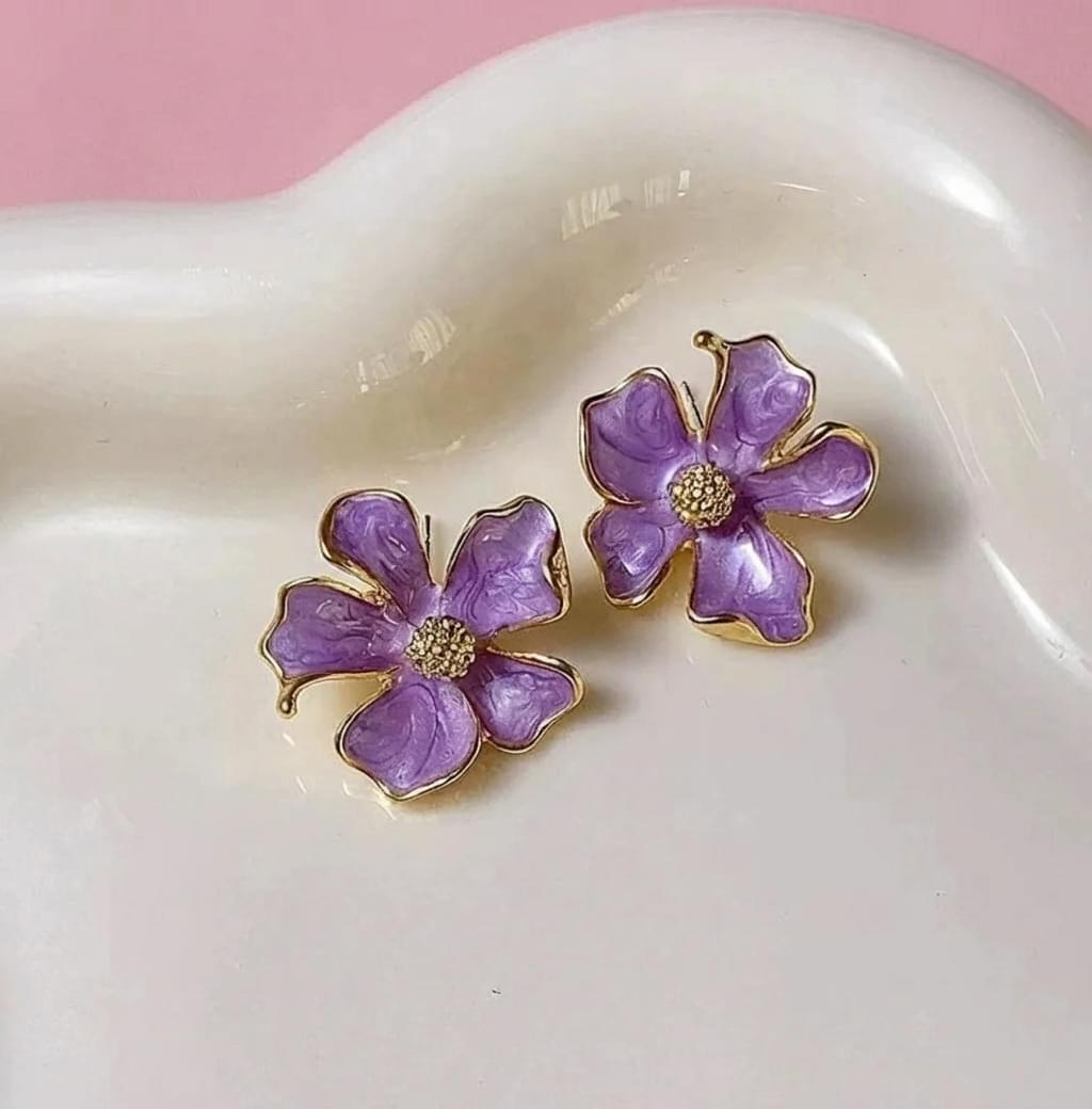 Lilac Bloom Studs